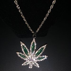 Silver plated necklace